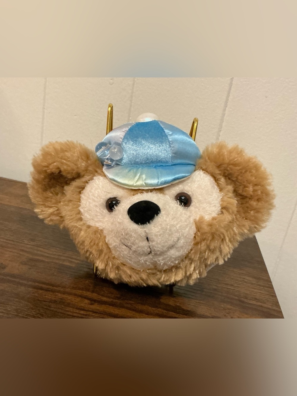 A rare Tokyo DisneySea "Colorful Happiness" 20th Anniversary Duffy shoulder bag
